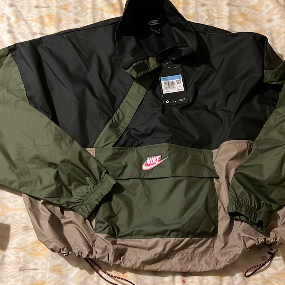 Nike Icon Clash Anorak Women's Windbreaker Jacket